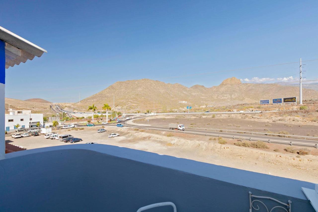 Hostel Neon Tenerife Guaza Екстер'єр фото