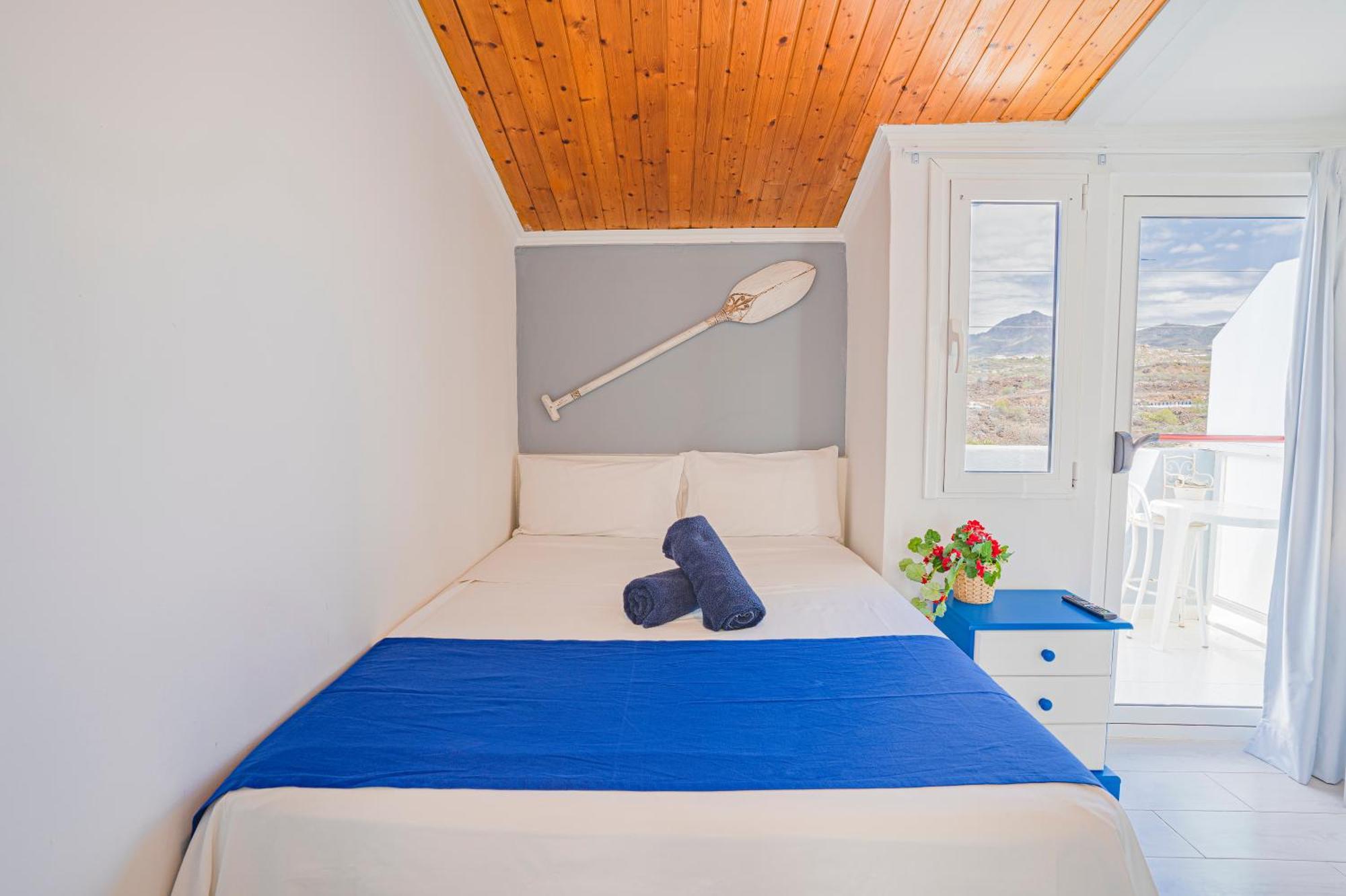 Hostel Neon Tenerife Guaza Екстер'єр фото