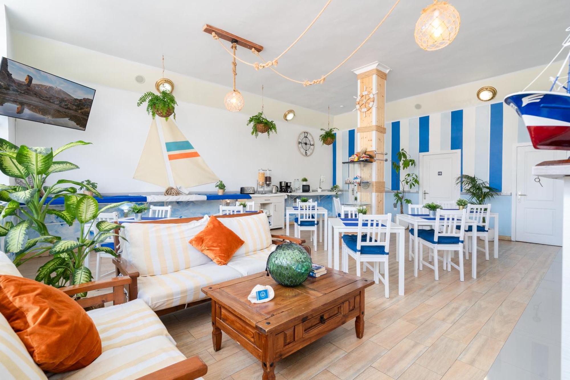 Hostel Neon Tenerife Guaza Екстер'єр фото
