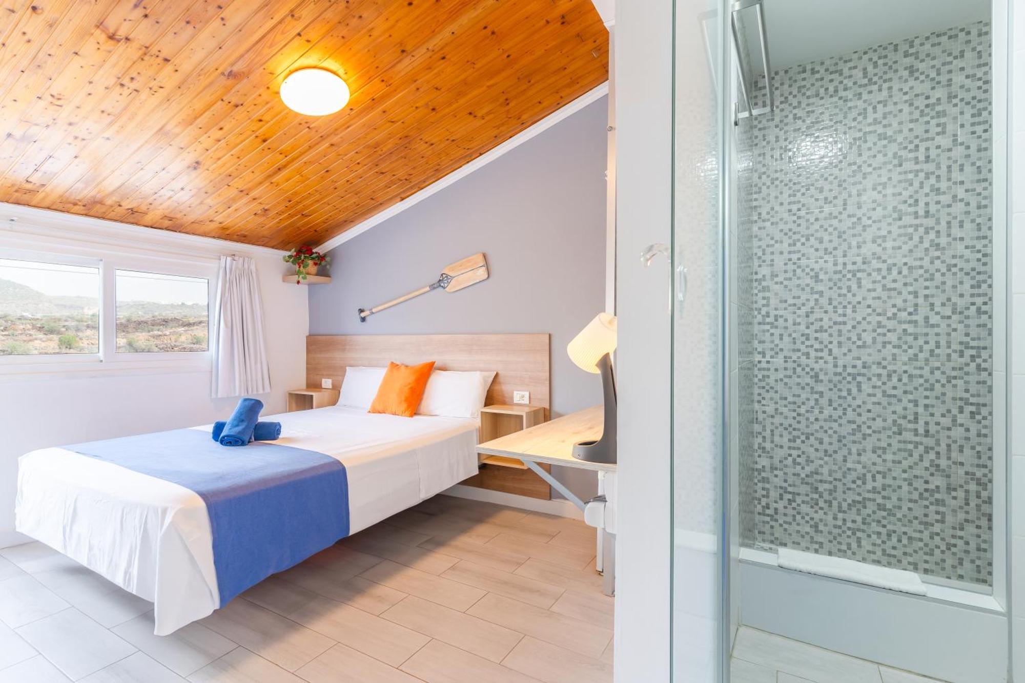 Hostel Neon Tenerife Guaza Екстер'єр фото