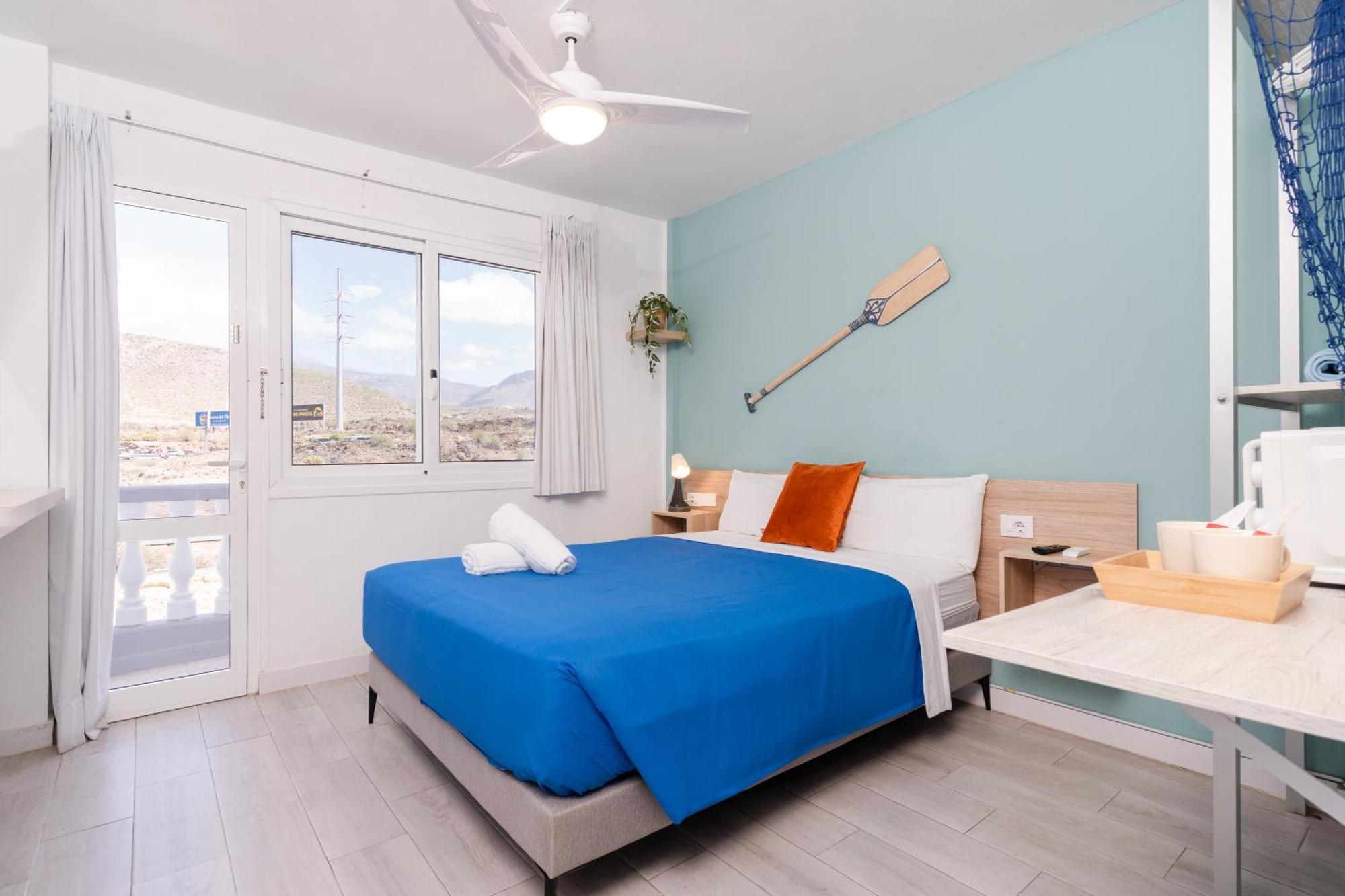 Hostel Neon Tenerife Guaza Екстер'єр фото