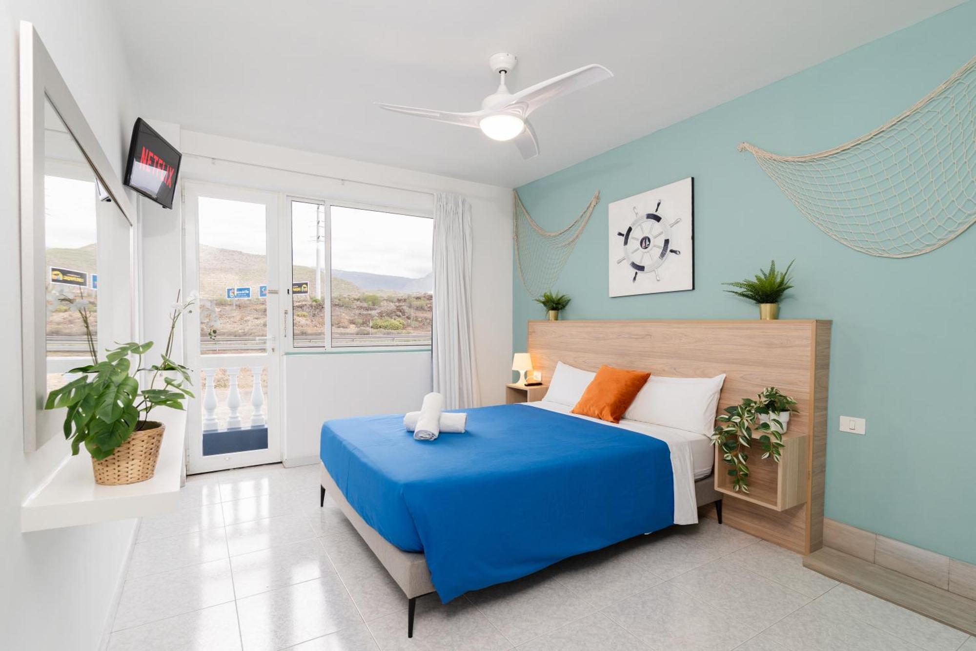 Hostel Neon Tenerife Guaza Екстер'єр фото