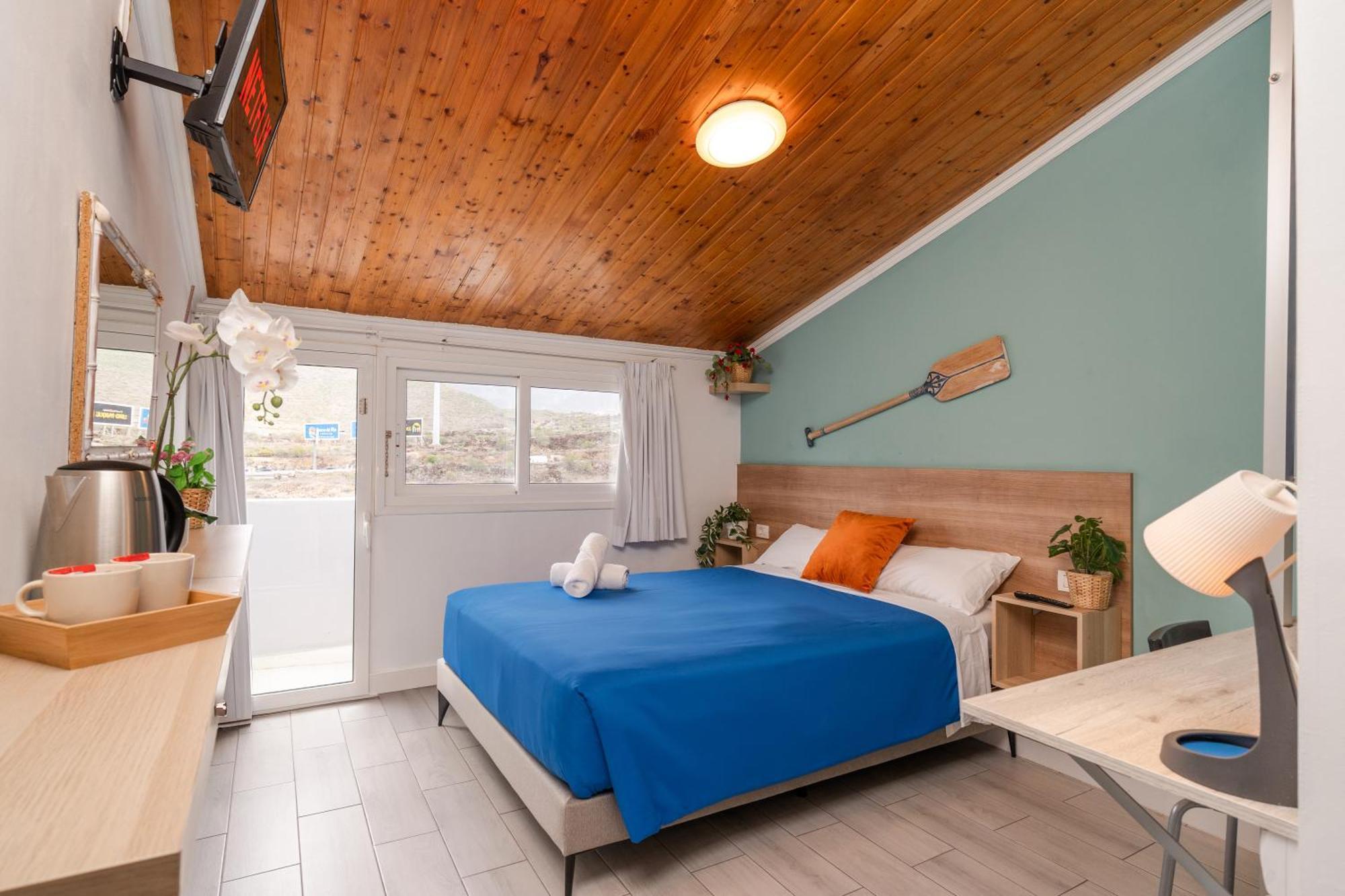 Hostel Neon Tenerife Guaza Екстер'єр фото
